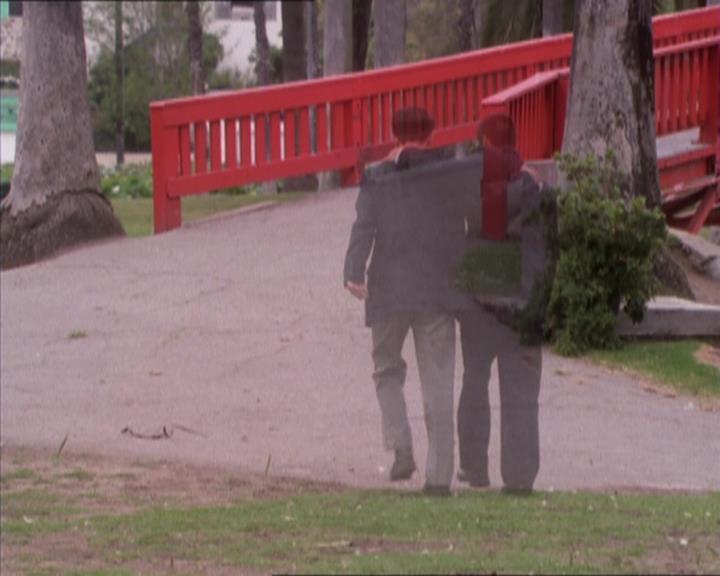 Charmed-Online_dot_net-1x04DeadManDating2359.jpg Charmed-Online_dot_net-1x04DeadManDating2359.jpg