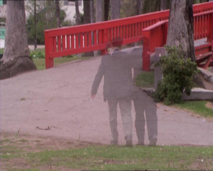 Charmed-Online_dot_net-1x04DeadManDating2360.jpg Charmed-Online_dot_net-1x04DeadManDating2360.jpg