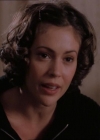 Charmed-Online_dot_net-1x04DeadManDating1945.jpg