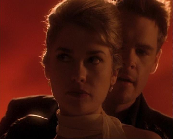 Charmed-Online-dot-net_105DreamSorcerer0180.jpg Charmed-Online-dot-net_105DreamSorcerer0180.jpg