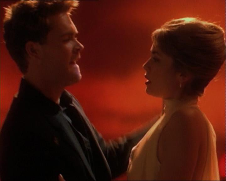 Charmed-Online-dot-net_105DreamSorcerer0245.jpg Charmed-Online-dot-net_105DreamSorcerer0245.jpg