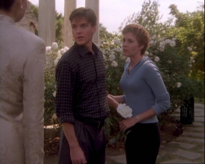 Charmed-Online-dot-net_106TheWeddingFromHell0062.jpg Charmed-Online-dot-net_106TheWeddingFromHell0062.jpg