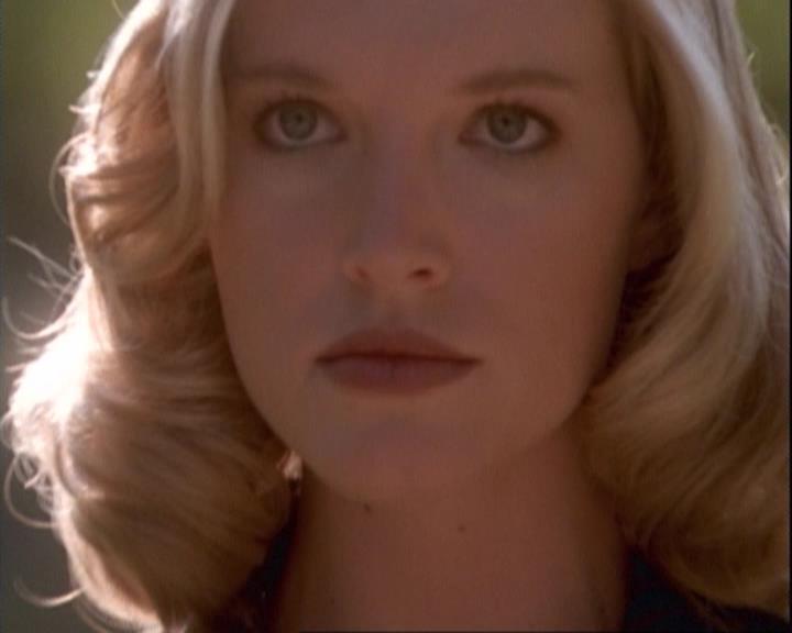 Charmed-Online-dot-net_106TheWeddingFromHell0087.jpg Charmed-Online-dot-net_106TheWeddingFromHell0087.jpg