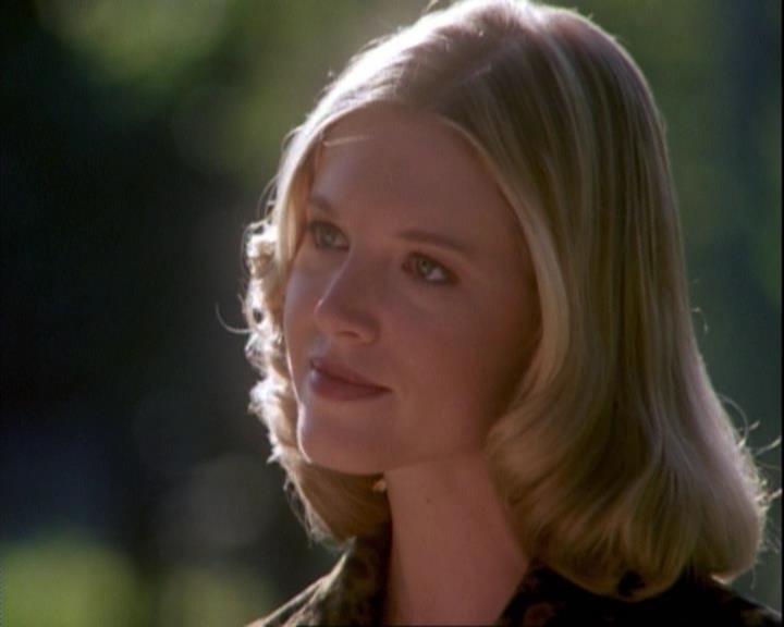 Charmed-Online-dot-net_106TheWeddingFromHell0116.jpg Charmed-Online-dot-net_106TheWeddingFromHell0116.jpg