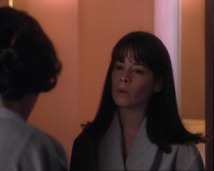 Charmed-Online-dot-net_106TheWeddingFromHell0211.jpg Charmed-Online-dot-net_106TheWeddingFromHell0211.jpg