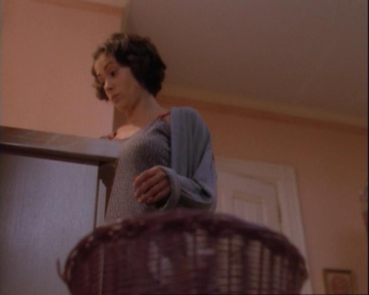 Charmed-Online-dot-net_106TheWeddingFromHell0222.jpg Charmed-Online-dot-net_106TheWeddingFromHell0222.jpg