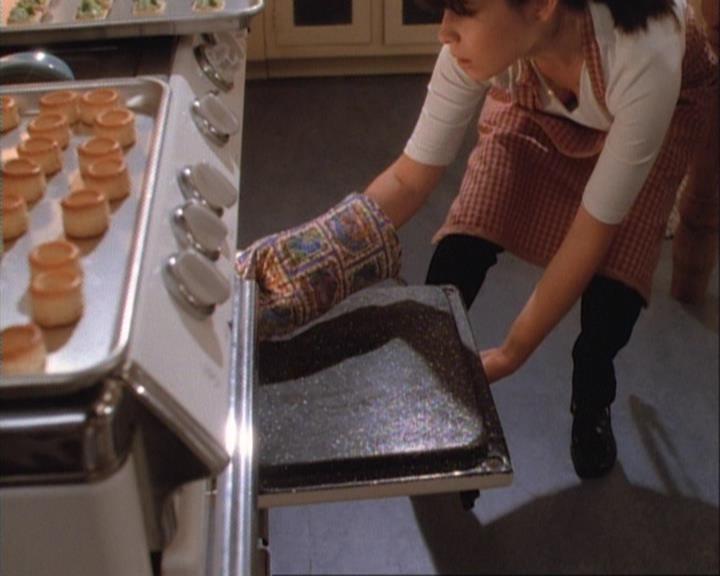 Charmed-Online-dot-net_106TheWeddingFromHell0347.jpg Charmed-Online-dot-net_106TheWeddingFromHell0347.jpg