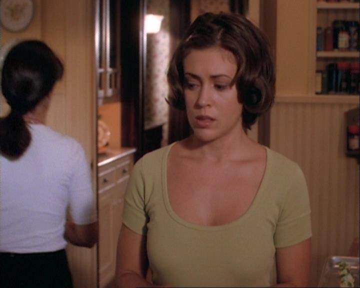 Charmed-Online-dot-net_106TheWeddingFromHell0454.jpg Charmed-Online-dot-net_106TheWeddingFromHell0454.jpg