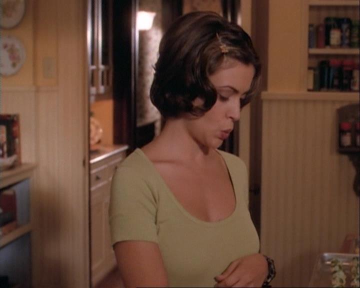 Charmed-Online-dot-net_106TheWeddingFromHell0457.jpg Charmed-Online-dot-net_106TheWeddingFromHell0457.jpg