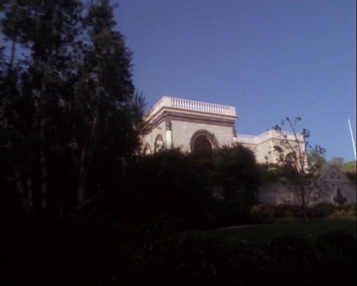 Charmed-Online-dot-net_106TheWeddingFromHell0467.jpg Charmed-Online-dot-net_106TheWeddingFromHell0467.jpg