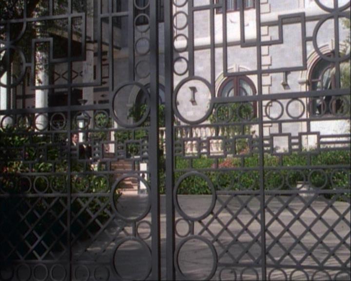 Charmed-Online-dot-net_106TheWeddingFromHell0497.jpg Charmed-Online-dot-net_106TheWeddingFromHell0497.jpg