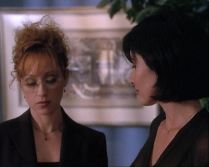 Charmed-Online-dot-net_106TheWeddingFromHell0550.jpg Charmed-Online-dot-net_106TheWeddingFromHell0550.jpg