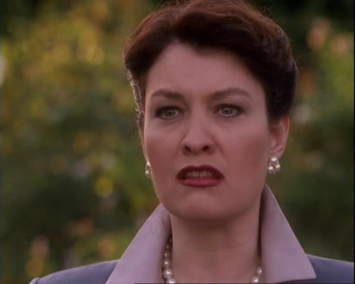 Charmed-Online-dot-net_106TheWeddingFromHell0687.jpg Charmed-Online-dot-net_106TheWeddingFromHell0687.jpg