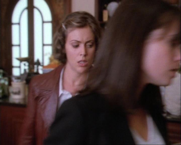 Charmed-Online-dot-net_106TheWeddingFromHell0749.jpg Charmed-Online-dot-net_106TheWeddingFromHell0749.jpg