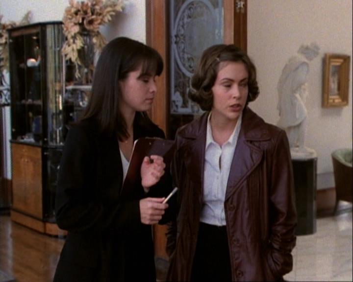 Charmed-Online-dot-net_106TheWeddingFromHell0767.jpg Charmed-Online-dot-net_106TheWeddingFromHell0767.jpg