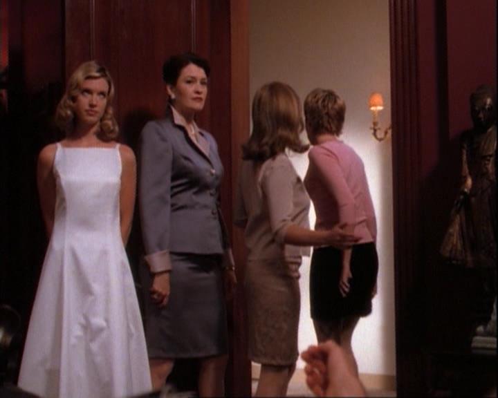 Charmed-Online-dot-net_106TheWeddingFromHell0985.jpg