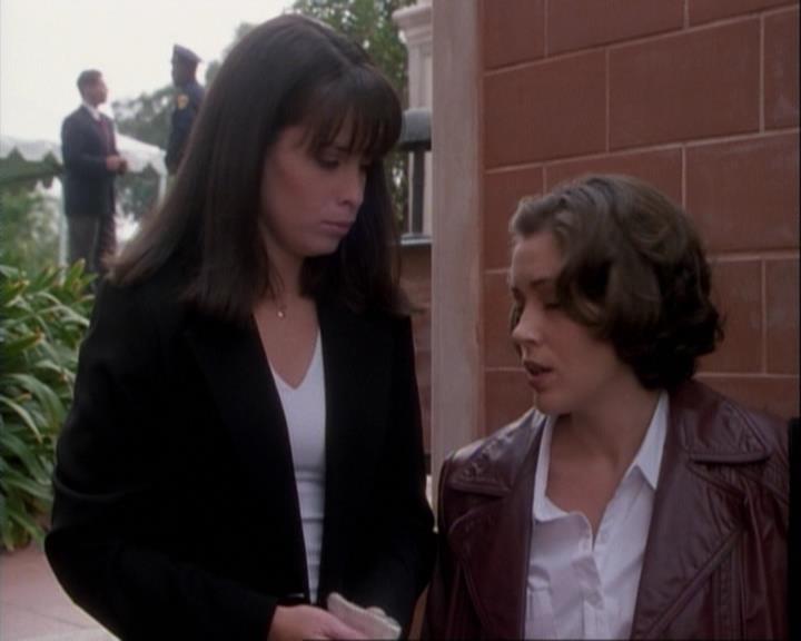 Charmed-Online-dot-net_106TheWeddingFromHell1119.jpg Charmed-Online-dot-net_106TheWeddingFromHell1119.jpg