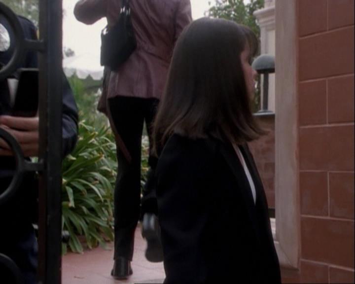 Charmed-Online-dot-net_106TheWeddingFromHell1129.jpg Charmed-Online-dot-net_106TheWeddingFromHell1129.jpg