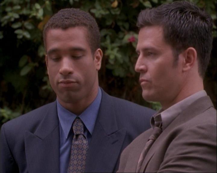 Charmed-Online-dot-net_106TheWeddingFromHell1153.jpg Charmed-Online-dot-net_106TheWeddingFromHell1153.jpg