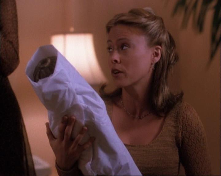 Charmed-Online-dot-net_106TheWeddingFromHell1619.jpg Charmed-Online-dot-net_106TheWeddingFromHell1619.jpg