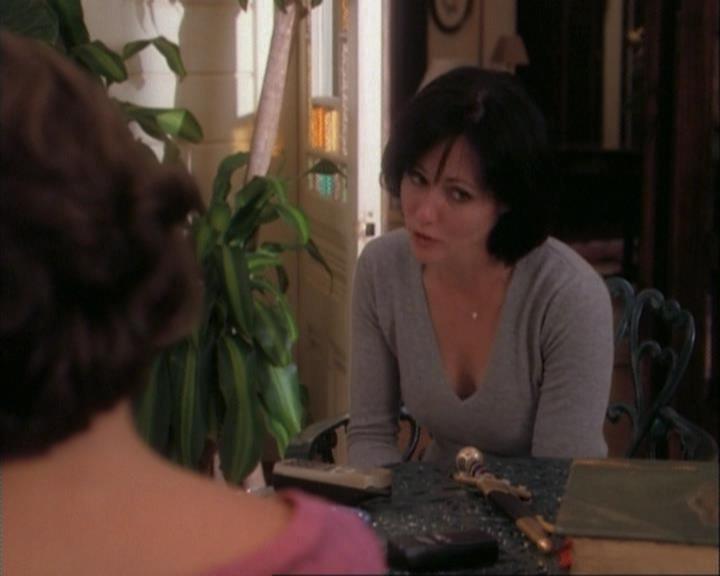 Charmed-Online-dot-net_106TheWeddingFromHell1708.jpg Charmed-Online-dot-net_106TheWeddingFromHell1708.jpg