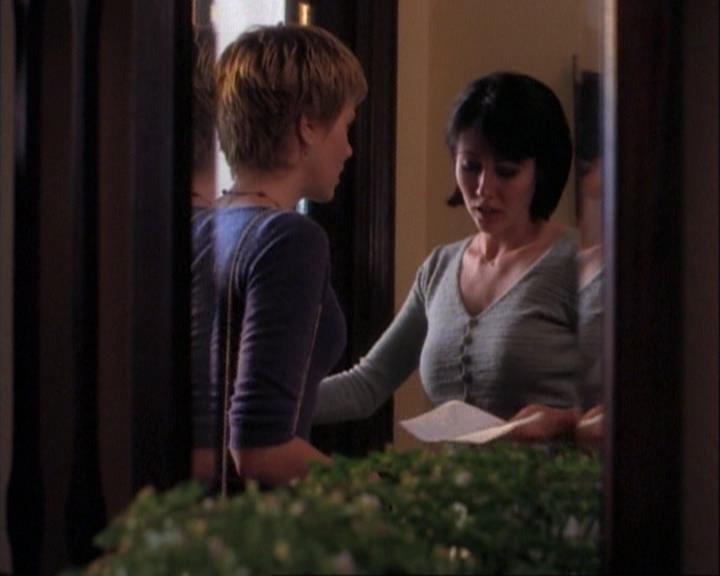 Charmed-Online-dot-net_106TheWeddingFromHell1785.jpg Charmed-Online-dot-net_106TheWeddingFromHell1785.jpg