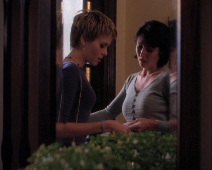 Charmed-Online-dot-net_106TheWeddingFromHell1786.jpg Charmed-Online-dot-net_106TheWeddingFromHell1786.jpg