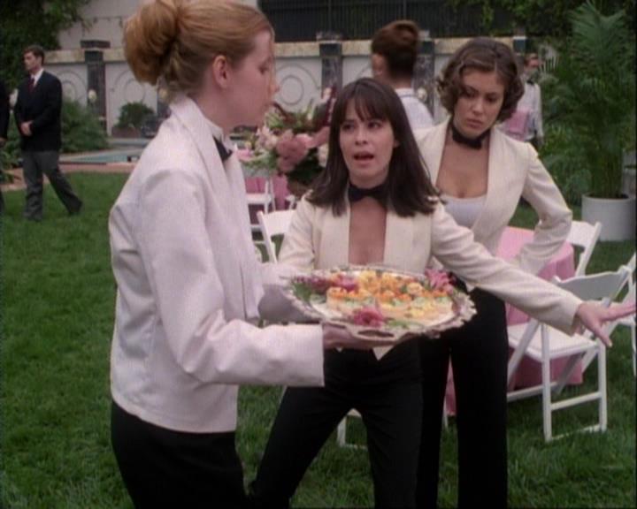 Charmed-Online-dot-net_106TheWeddingFromHell1805.jpg Charmed-Online-dot-net_106TheWeddingFromHell1805.jpg