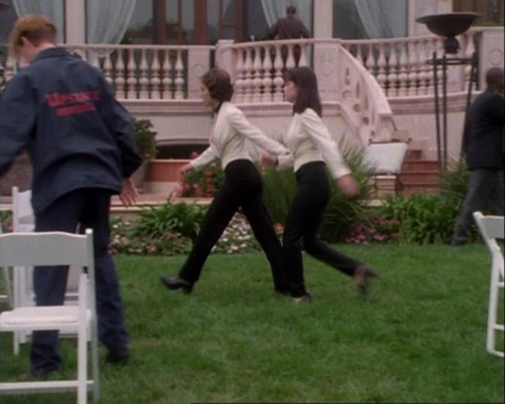 Charmed-Online-dot-net_106TheWeddingFromHell1814.jpg Charmed-Online-dot-net_106TheWeddingFromHell1814.jpg