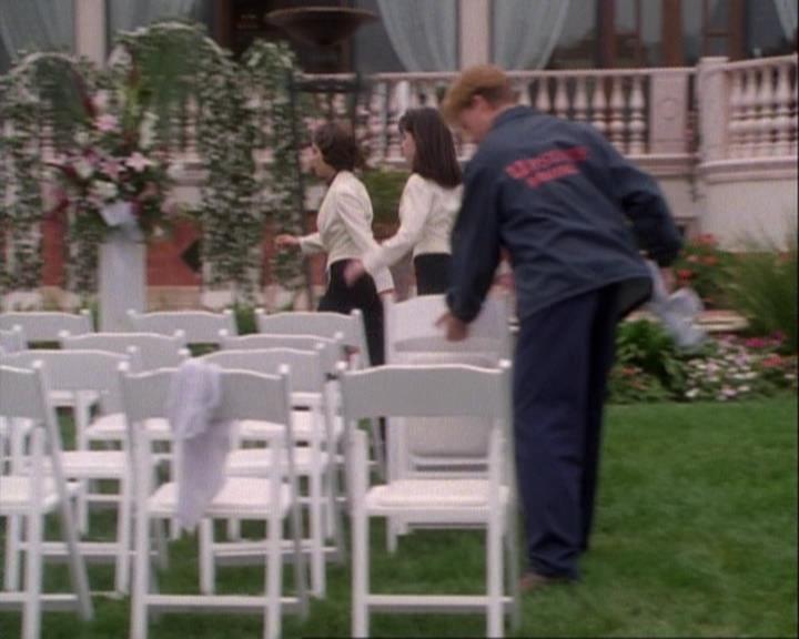 Charmed-Online-dot-net_106TheWeddingFromHell1815.jpg Charmed-Online-dot-net_106TheWeddingFromHell1815.jpg