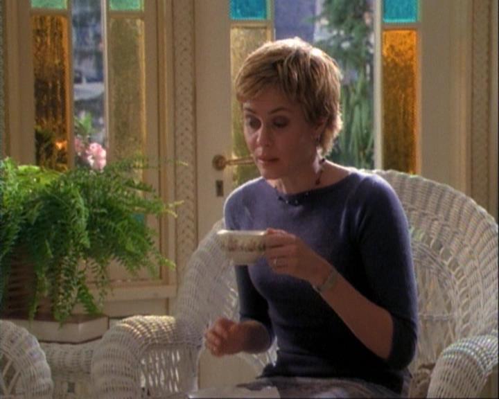 Charmed-Online-dot-net_106TheWeddingFromHell1820.jpg Charmed-Online-dot-net_106TheWeddingFromHell1820.jpg