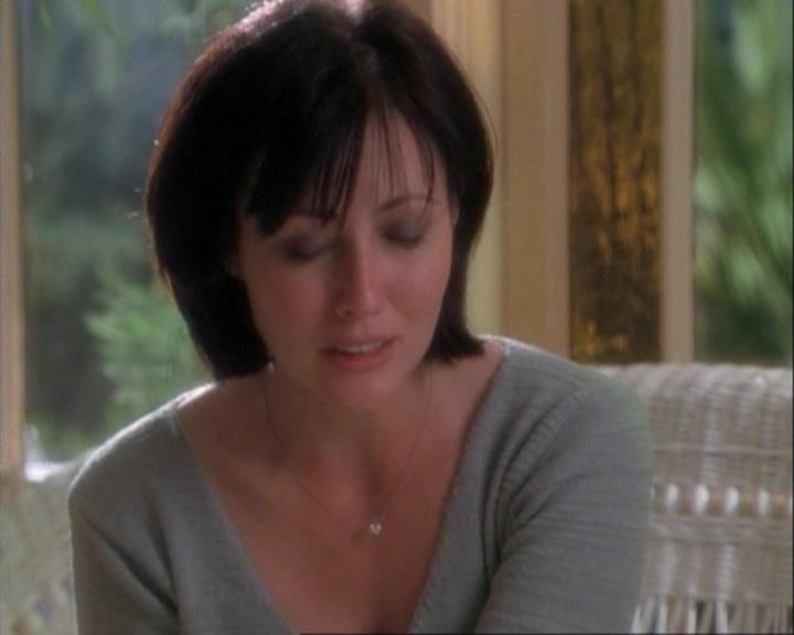 Charmed-Online-dot-net_106TheWeddingFromHell1874.jpg Charmed-Online-dot-net_106TheWeddingFromHell1874.jpg