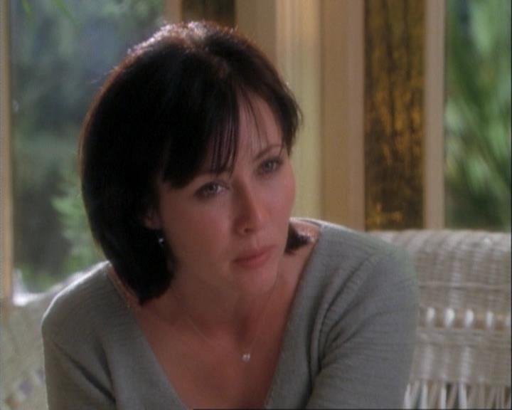 Charmed-Online-dot-net_106TheWeddingFromHell1879.jpg Charmed-Online-dot-net_106TheWeddingFromHell1879.jpg