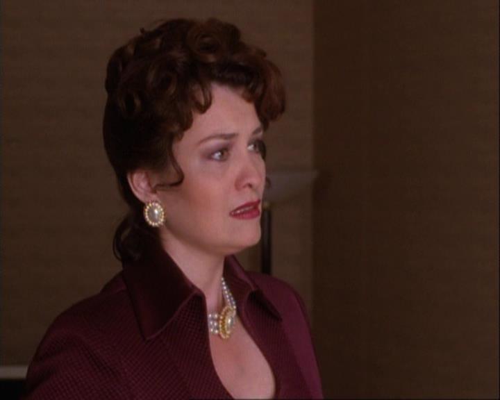 Charmed-Online-dot-net_106TheWeddingFromHell1940.jpg
