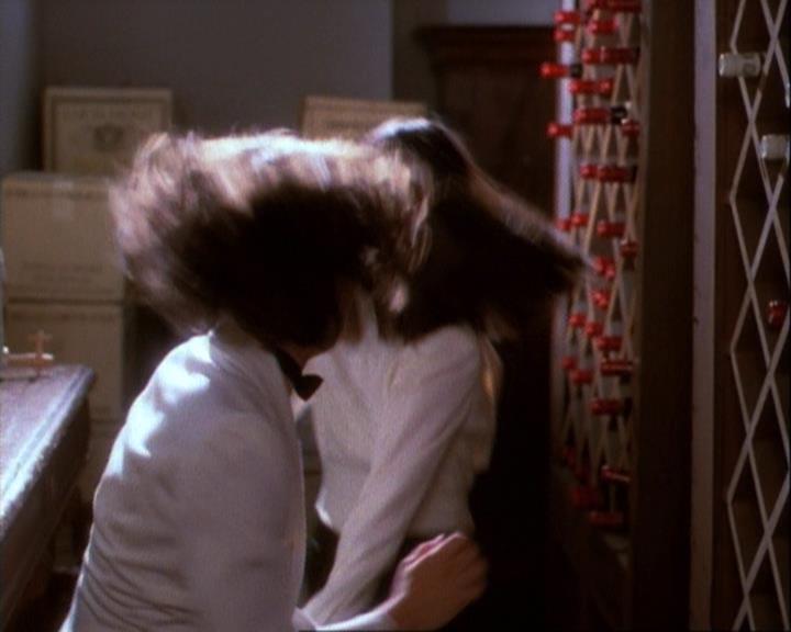 Charmed-Online-dot-net_106TheWeddingFromHell2075.jpg Charmed-Online-dot-net_106TheWeddingFromHell2075.jpg