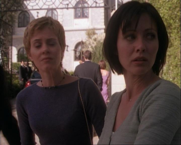 Charmed-Online-dot-net_106TheWeddingFromHell2112.jpg