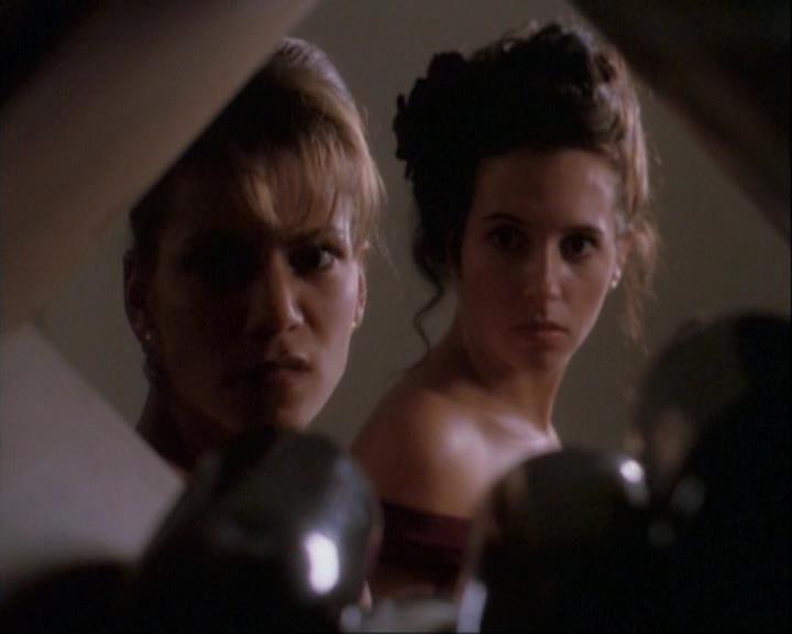 Charmed-Online-dot-net_106TheWeddingFromHell2122.jpg Charmed-Online-dot-net_106TheWeddingFromHell2122.jpg