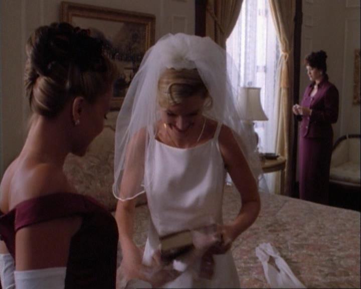 Charmed-Online-dot-net_106TheWeddingFromHell2135.jpg Charmed-Online-dot-net_106TheWeddingFromHell2135.jpg
