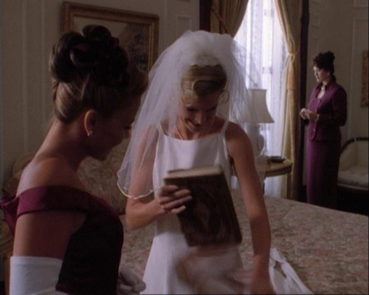 Charmed-Online-dot-net_106TheWeddingFromHell2136.jpg