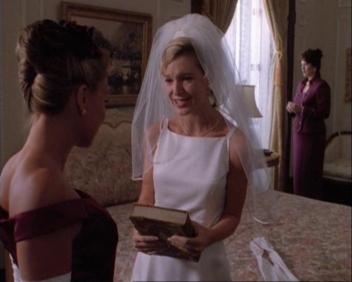 Charmed-Online-dot-net_106TheWeddingFromHell2140.jpg