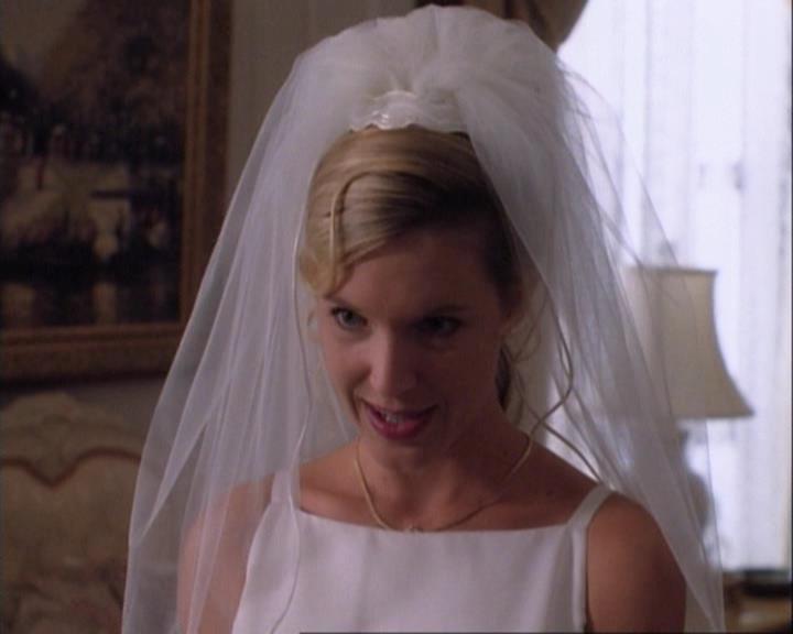 Charmed-Online-dot-net_106TheWeddingFromHell2143.jpg Charmed-Online-dot-net_106TheWeddingFromHell2143.jpg