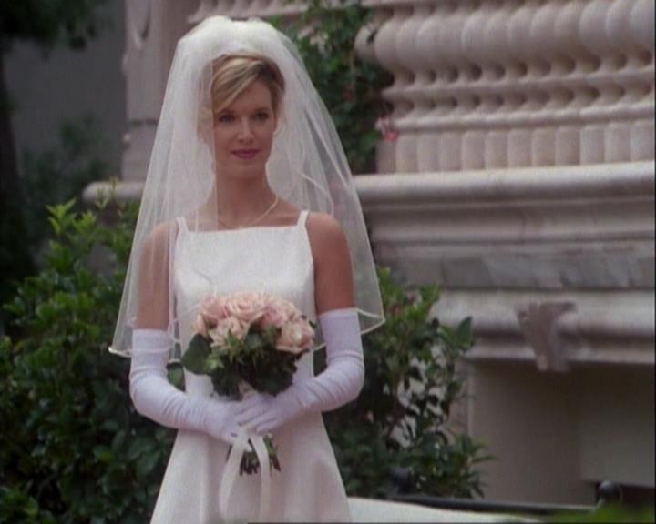 Charmed-Online-dot-net_106TheWeddingFromHell2182.jpg