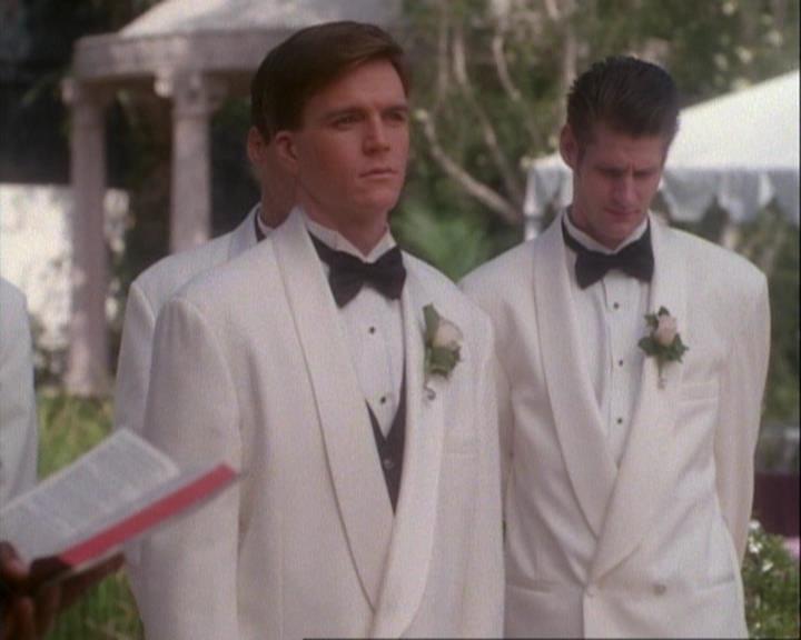 Charmed-Online-dot-net_106TheWeddingFromHell2190.jpg Charmed-Online-dot-net_106TheWeddingFromHell2190.jpg