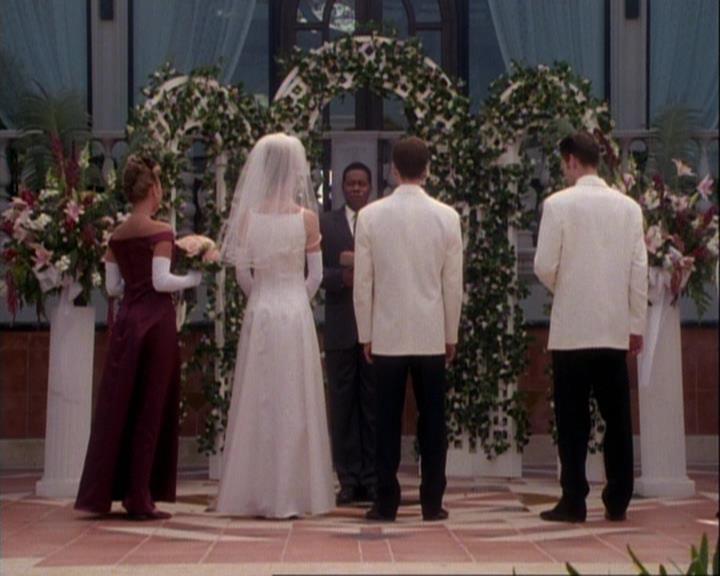 Charmed-Online-dot-net_106TheWeddingFromHell2231.jpg Charmed-Online-dot-net_106TheWeddingFromHell2231.jpg