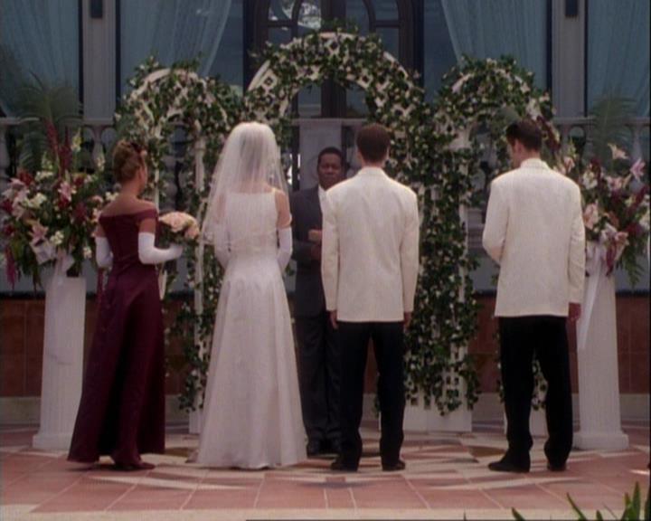 Charmed-Online-dot-net_106TheWeddingFromHell2232.jpg