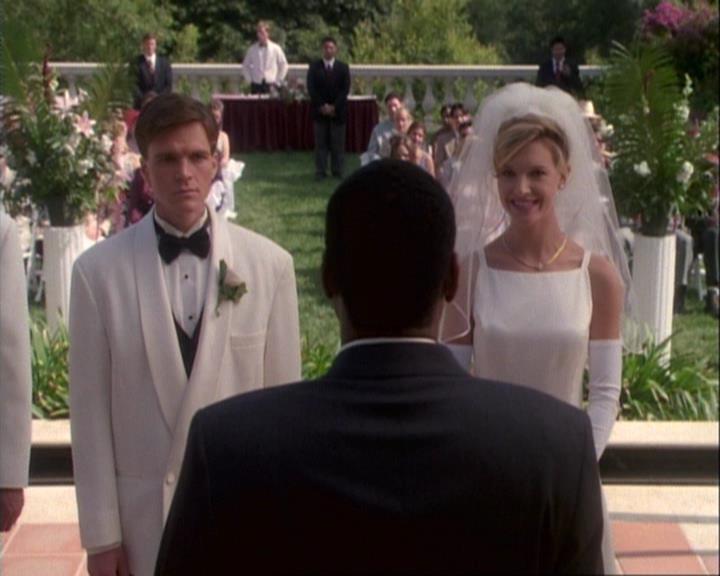 Charmed-Online-dot-net_106TheWeddingFromHell2234.jpg Charmed-Online-dot-net_106TheWeddingFromHell2234.jpg