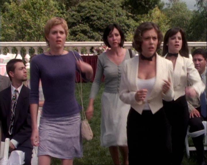 Charmed-Online-dot-net_106TheWeddingFromHell2237.jpg Charmed-Online-dot-net_106TheWeddingFromHell2237.jpg