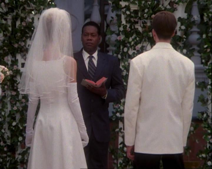 Charmed-Online-dot-net_106TheWeddingFromHell2238.jpg