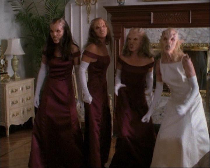 Charmed-Online-dot-net_106TheWeddingFromHell2299.jpg Charmed-Online-dot-net_106TheWeddingFromHell2299.jpg