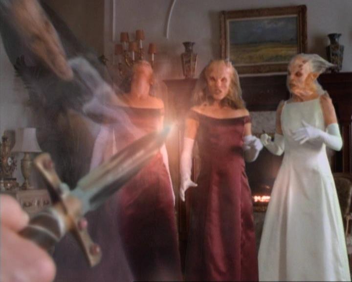 Charmed-Online-dot-net_106TheWeddingFromHell2305.jpg